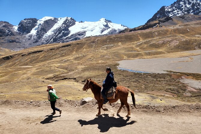 Vinincunca Rainbow Mountain Tour and optional visit to Red Valley. - The optional Red Valley visit needs clarification