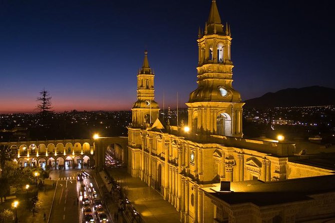 Walking Tour Arequipa Including Santa Catalina Monastery - Santa Catalina Monastery: a city inside the city