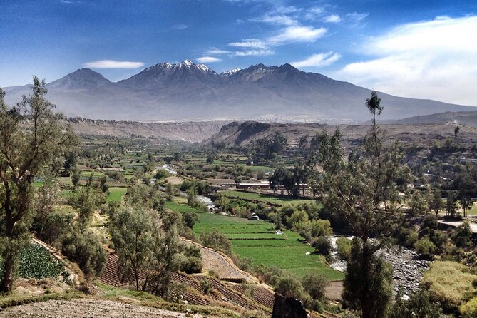 Walking Tour through the Historic Center of Arequipa - Puente Grau and the view toward Misti