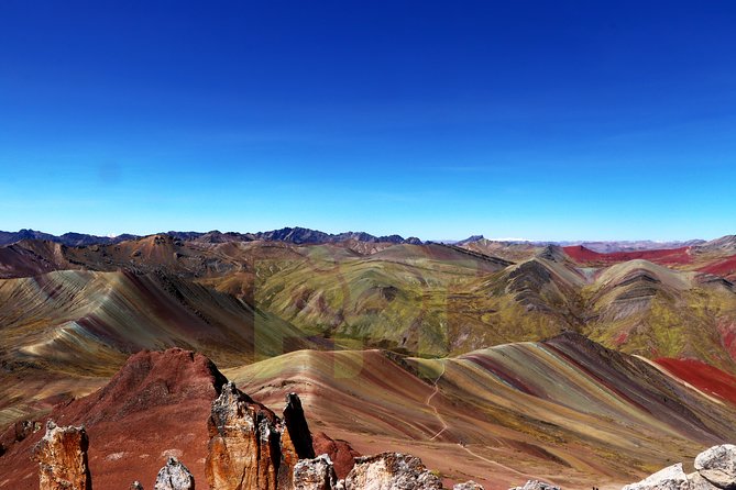 Walking with Alpacas in Palcoyo: The Alternative Rainbow Mountain - The quiet factor and the value of space